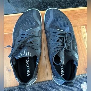 Like New Vivo Barefoot